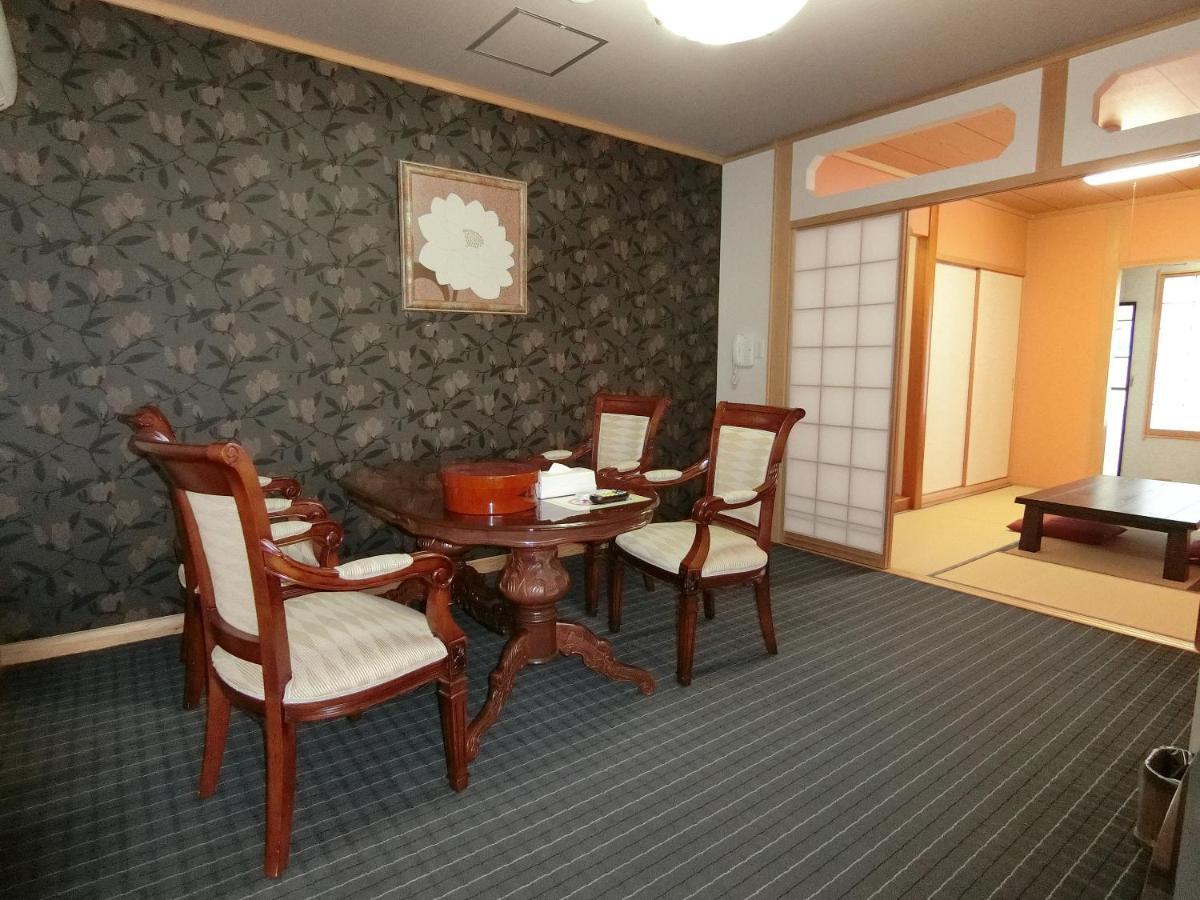 Hotel Yurakuan Miyazaki Zewnętrze zdjęcie
