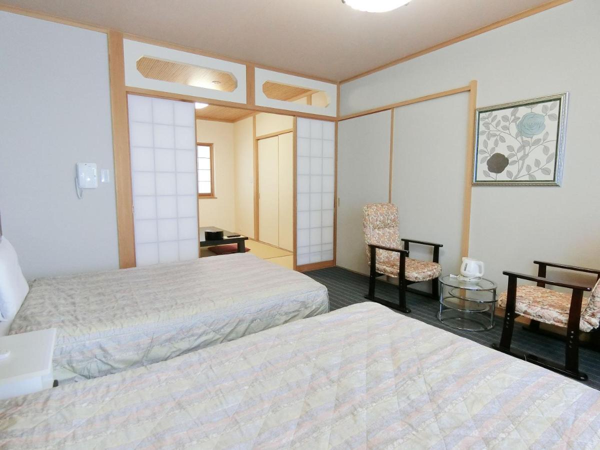Hotel Yurakuan Miyazaki Zewnętrze zdjęcie