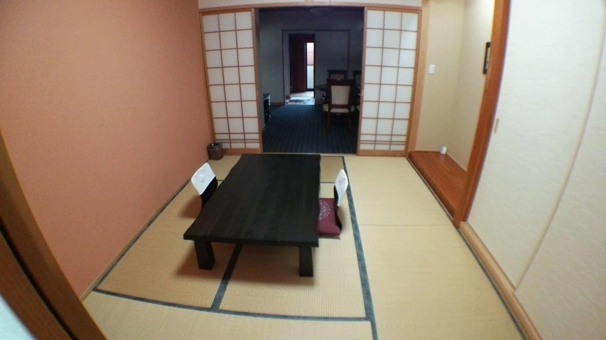 Hotel Yurakuan Miyazaki Zewnętrze zdjęcie